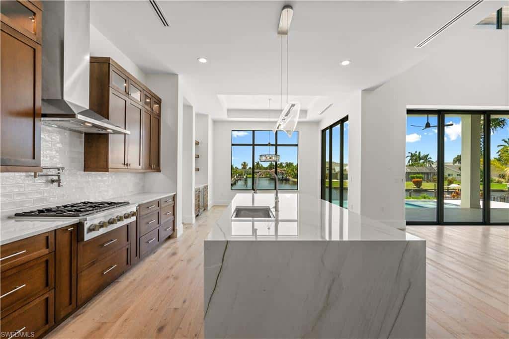 846 Cypress Lake Cir, Fort Myers, photo 19