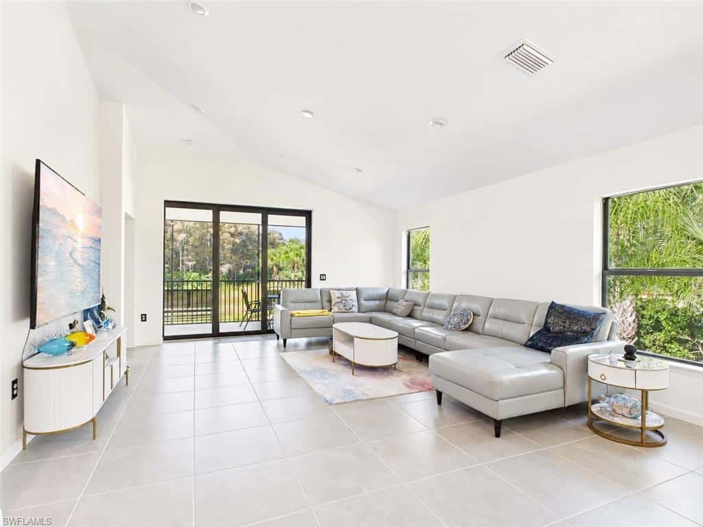 5683 Mayflower Way #901, Naples, photo 12