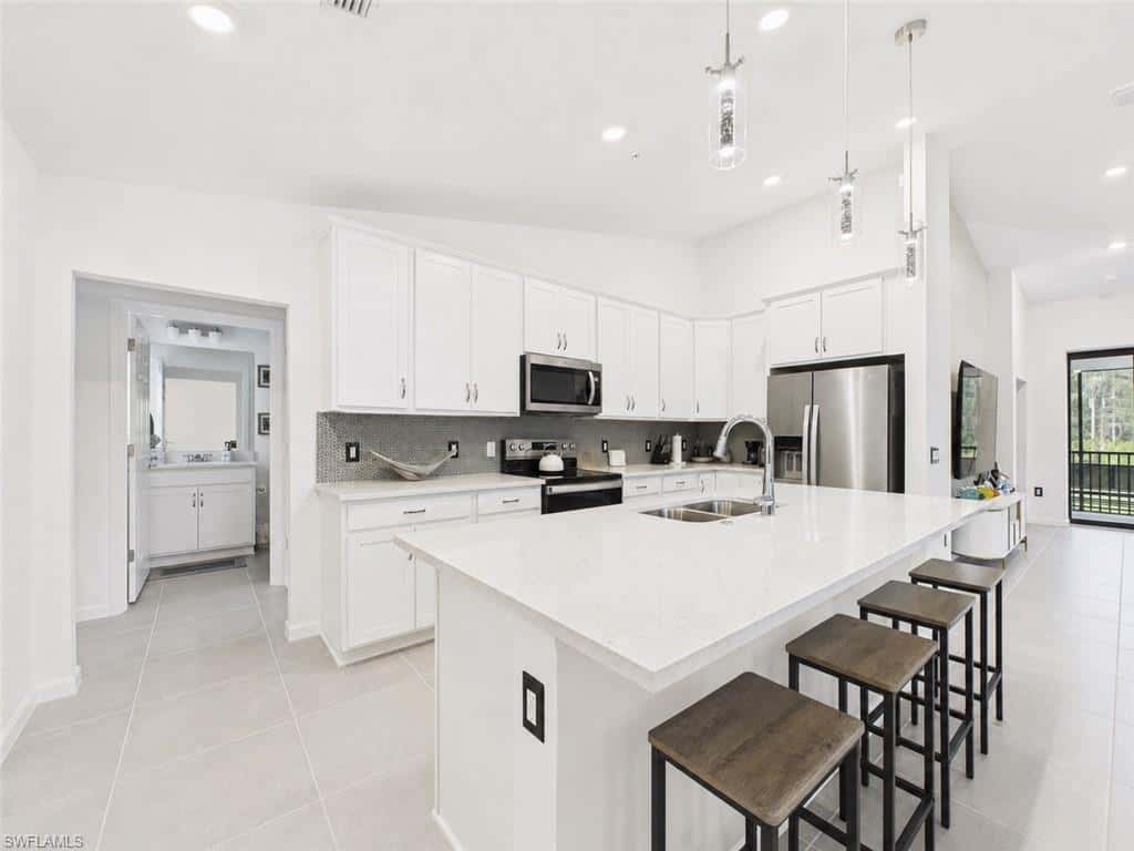 5683 Mayflower Way #901, Naples, photo 7