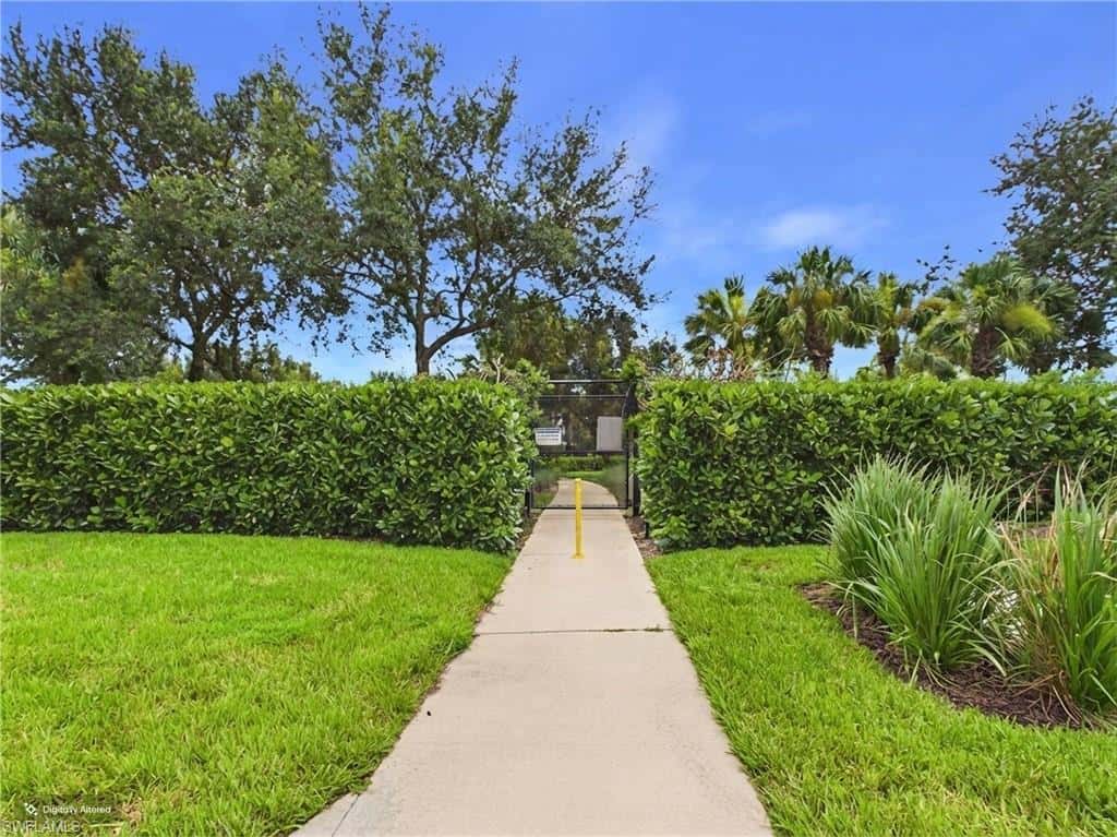 5683 Mayflower Way #901, Naples, photo 34