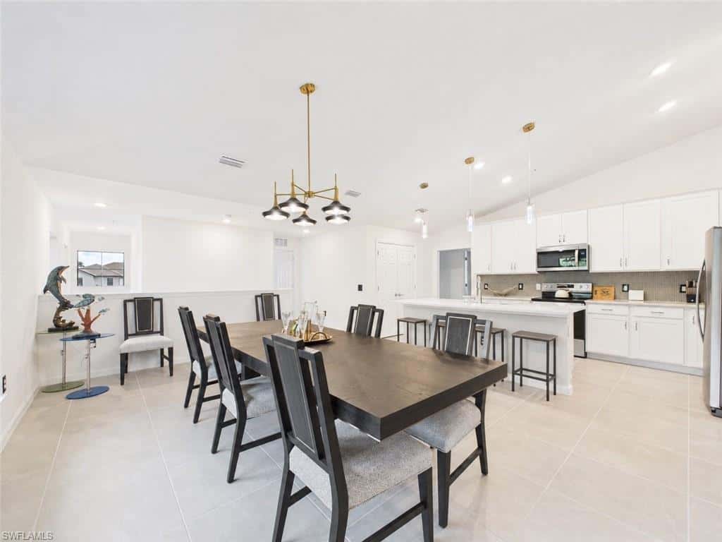 5683 Mayflower Way #901, Naples, photo 10