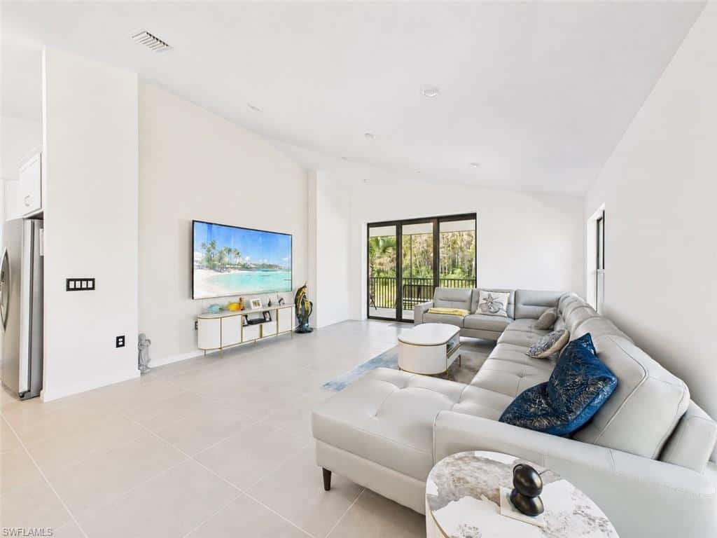 5683 Mayflower Way #901, Naples, photo 11