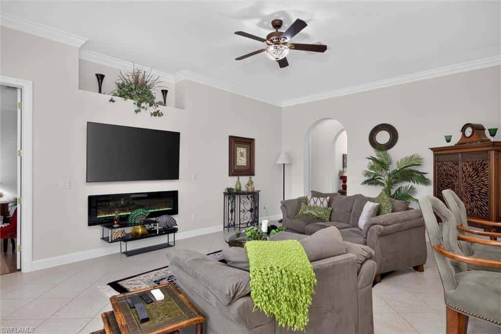 8960 Crown Bridge Way, Fort Myers, photo 13