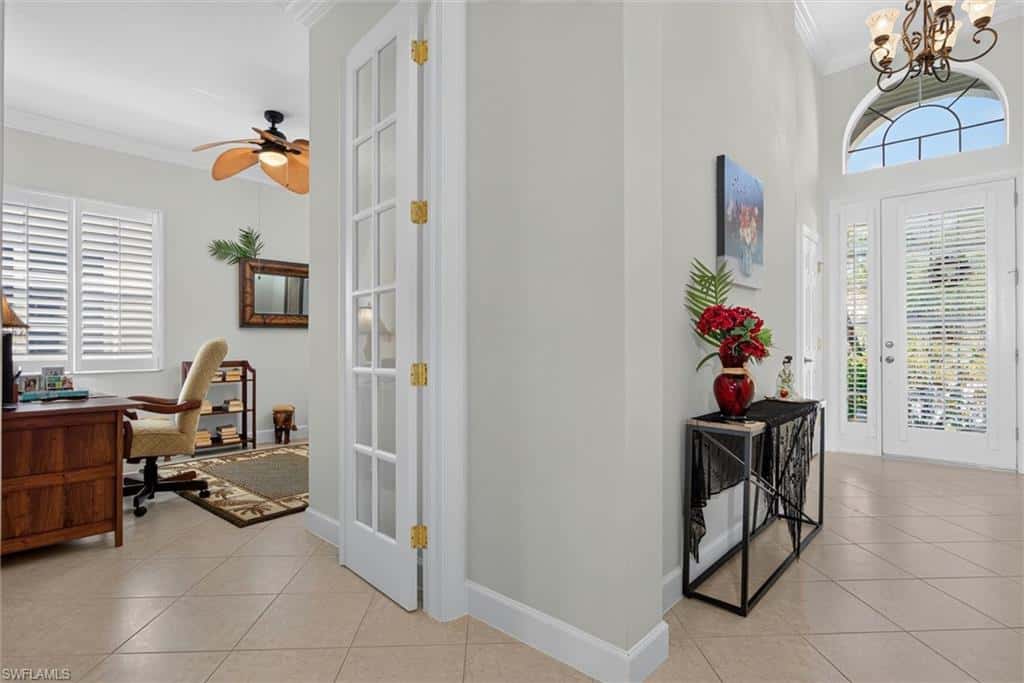 8960 Crown Bridge Way, Fort Myers, photo 4
