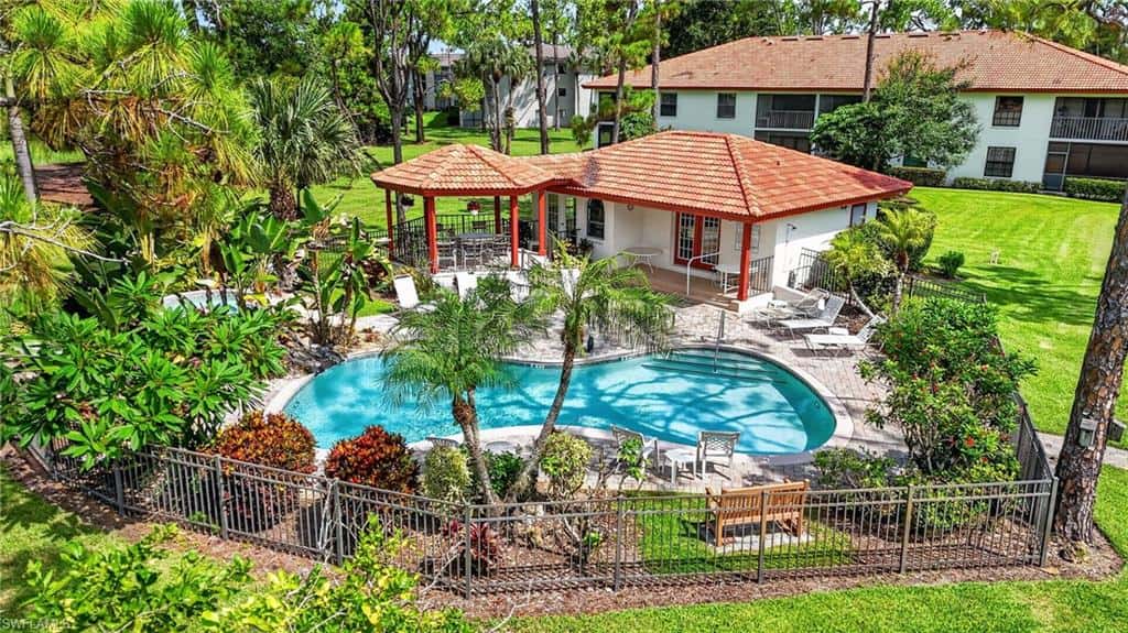 909 Augusta Blvd #7, Naples, photo 33