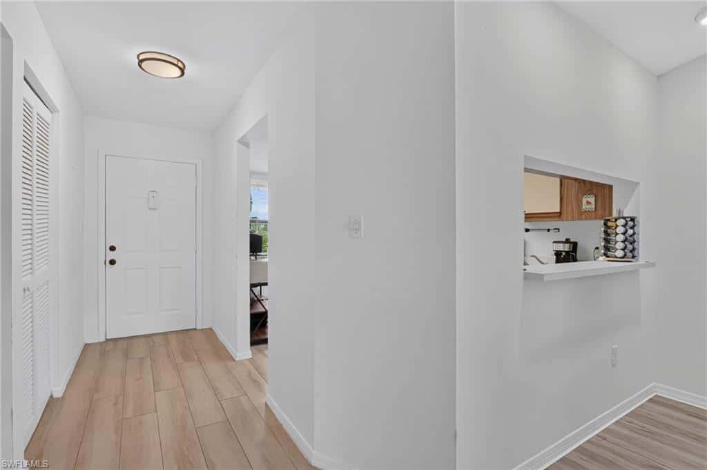 909 Augusta Blvd #7, Naples, photo 14