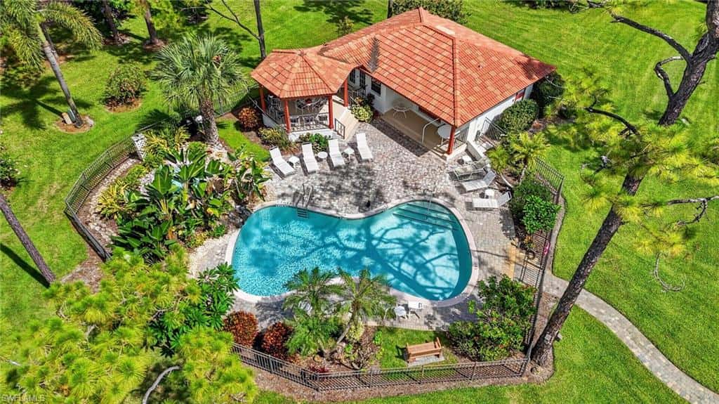 909 Augusta Blvd #7, Naples, photo 31