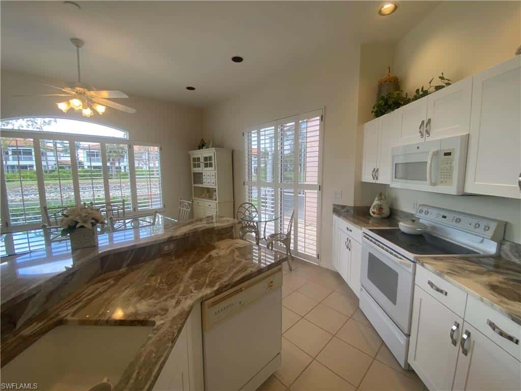 9181 Las Maderas Dr, Bonita Springs, photo 10