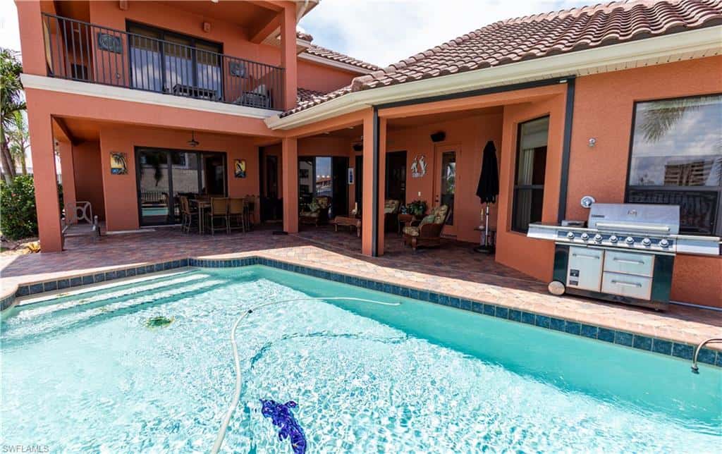 447 Avalon Dr, Cape Coral, photo 6