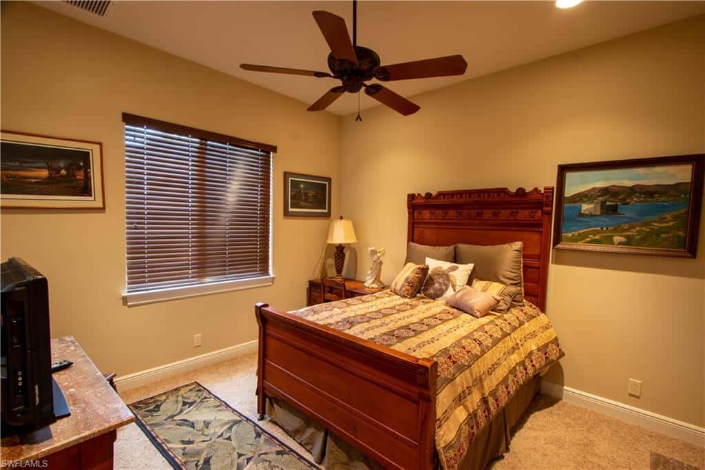 447 Avalon Dr, Cape Coral, photo 25