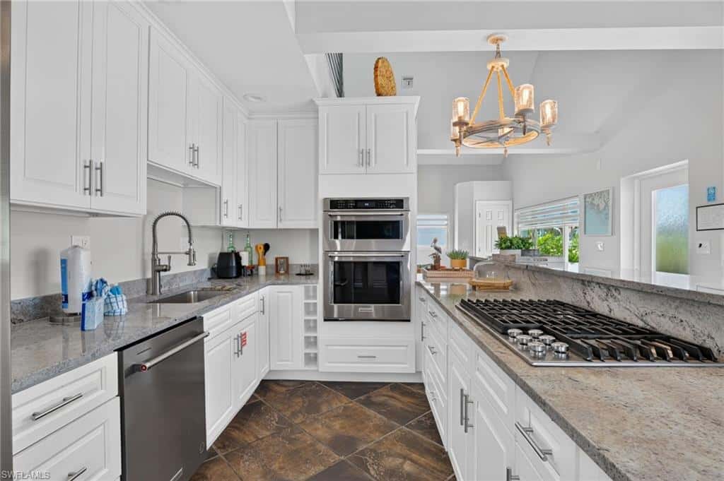 309 Donora Blvd, Fort Myers Beach, photo 12