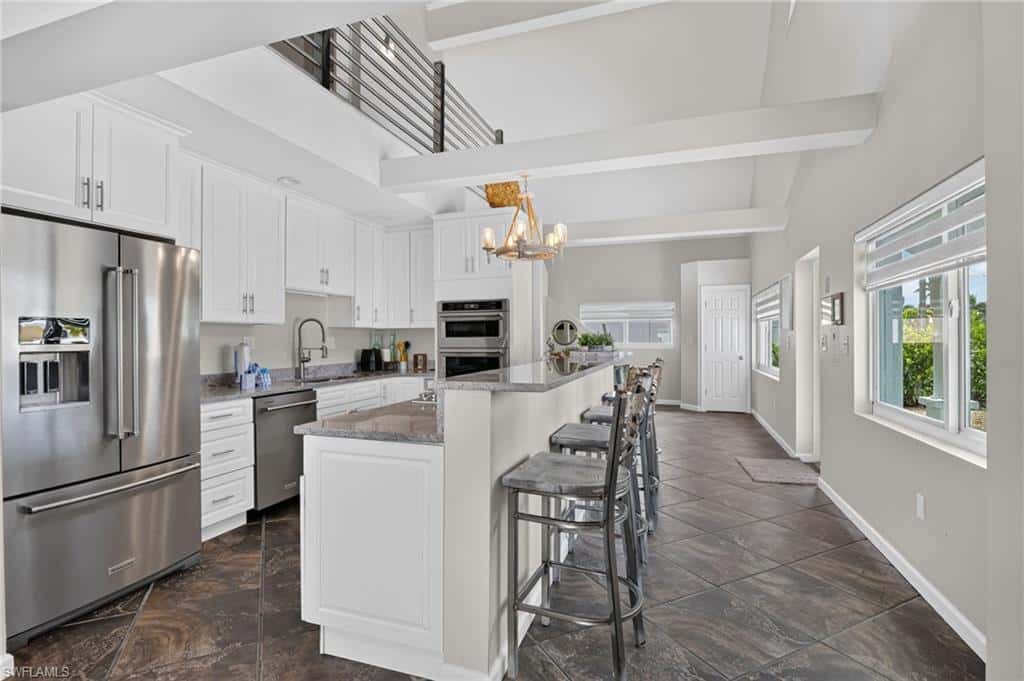 309 Donora Blvd, Fort Myers Beach, photo 9
