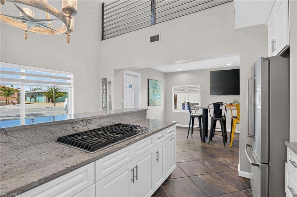 309 Donora Blvd, Fort Myers Beach, photo 14