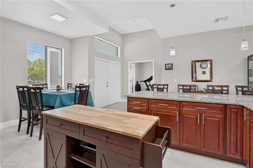 307 Gleason Pkwy, Cape Coral, photo 16
