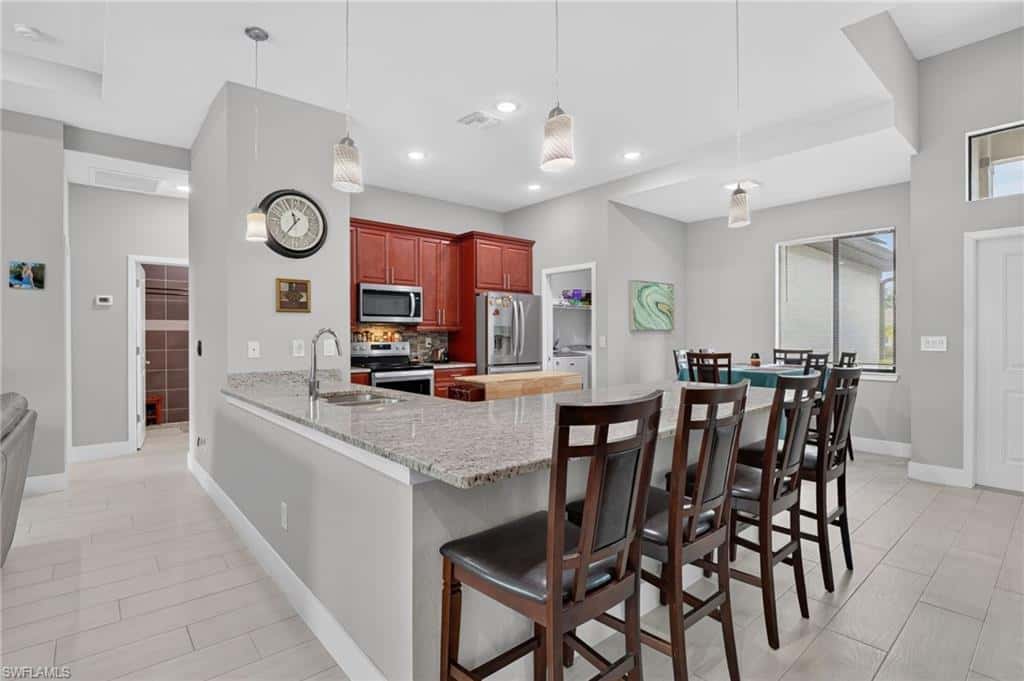307 Gleason Pkwy, Cape Coral, photo 12