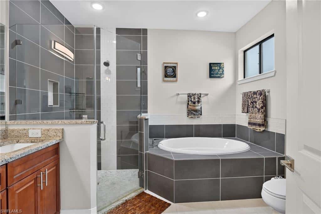 307 Gleason Pkwy, Cape Coral, photo 22