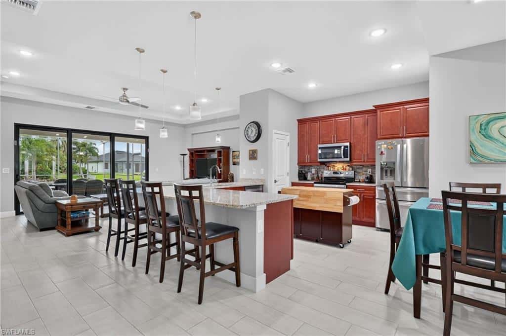307 Gleason Pkwy, Cape Coral, photo 9
