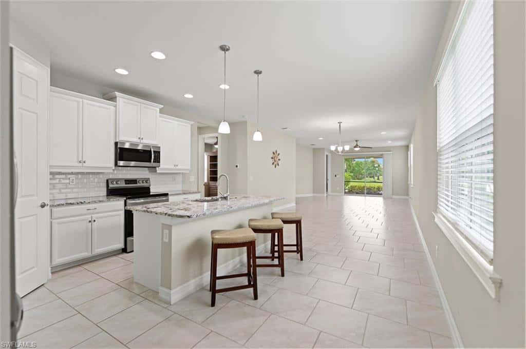 28269 Seasons Tide Ave, Bonita Springs, photo 4