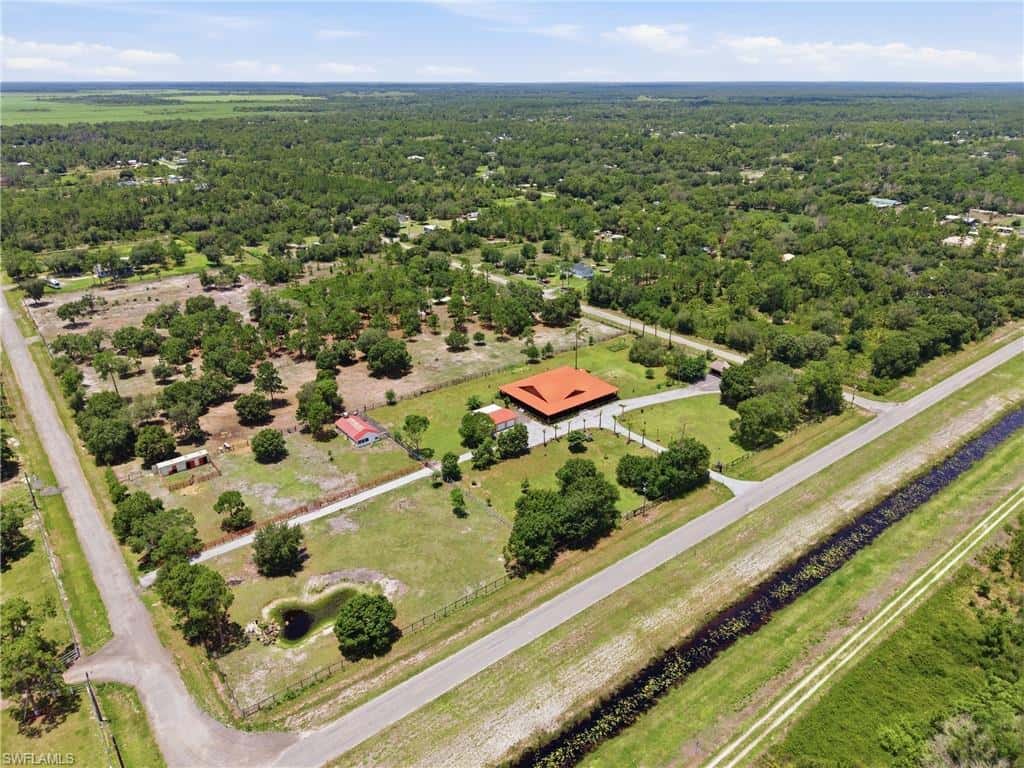 842 Hunting Club Ave, Clewiston, photo 45