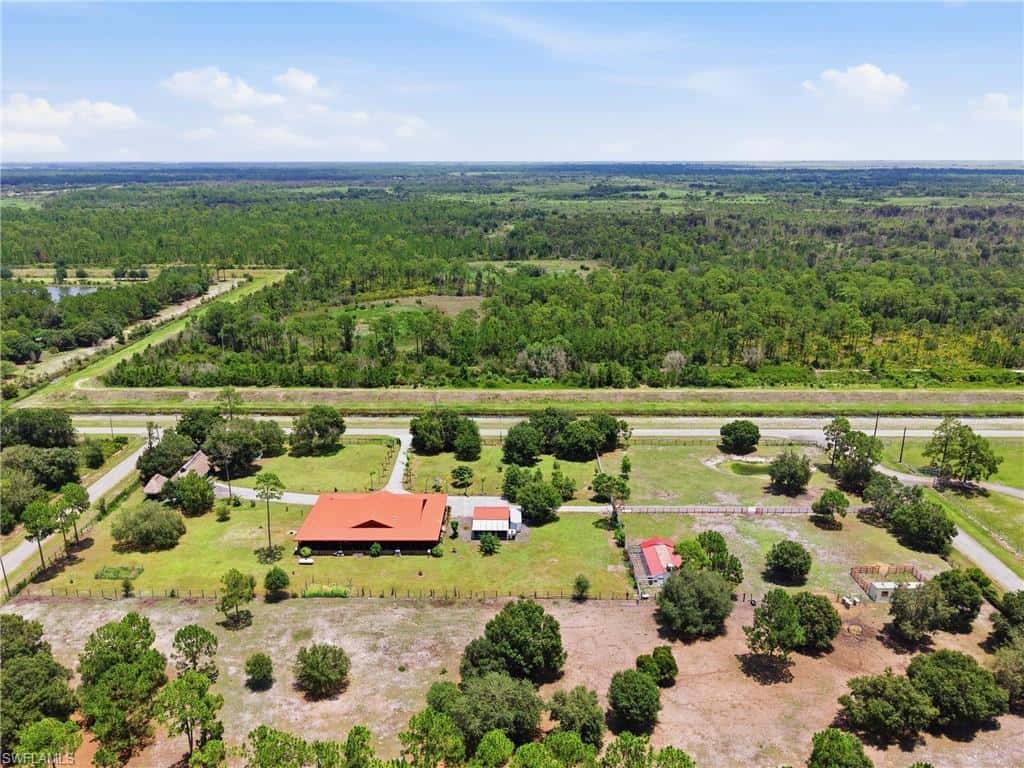 842 Hunting Club Ave, Clewiston, photo 48