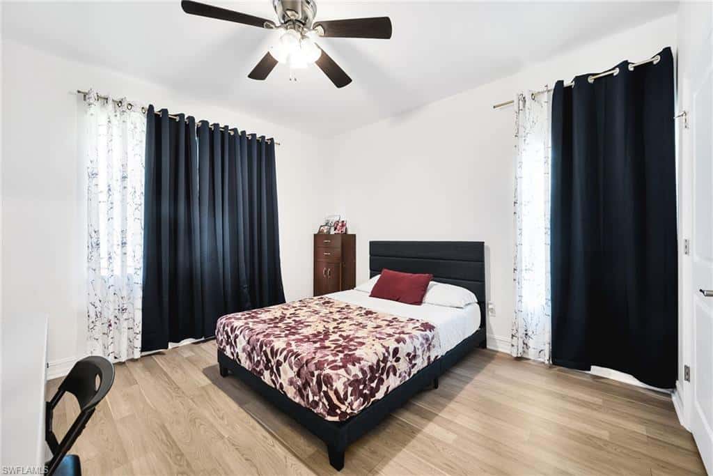 7689 Bristol Cir, Naples, photo 10