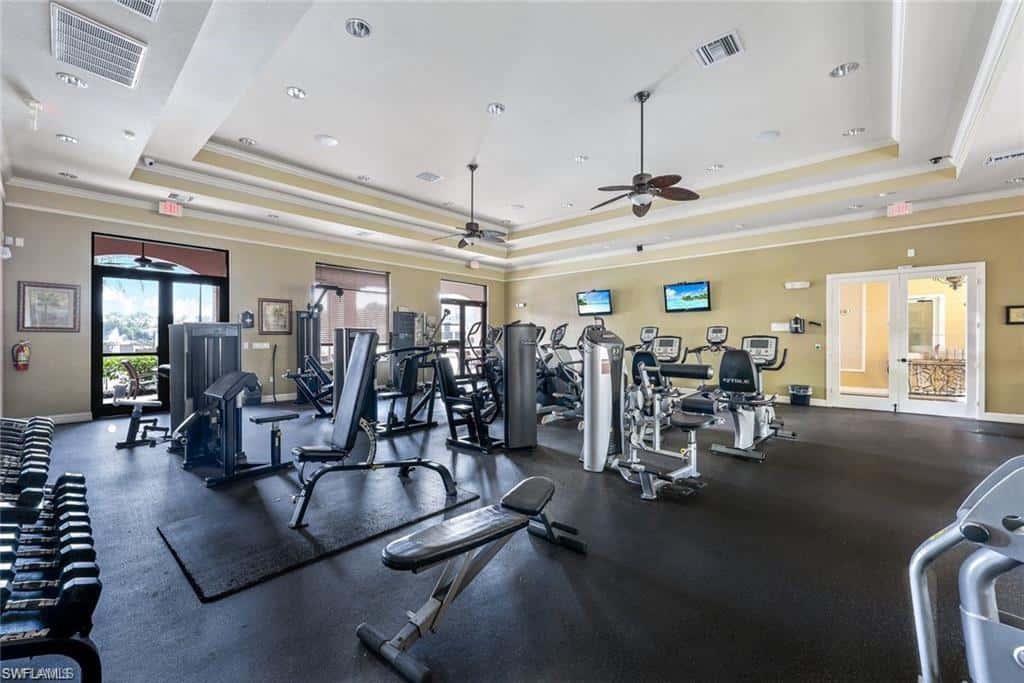 7689 Bristol Cir, Naples, photo 14