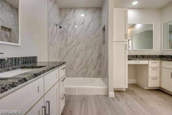 711 33rd Ter, Cape Coral, photo 8