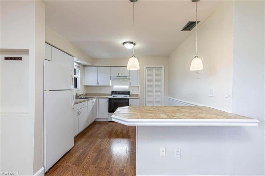 3325 Airport Rd #s5, Naples, photo 5