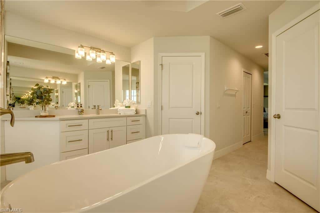 2104 28th Ln, Cape Coral, photo 22