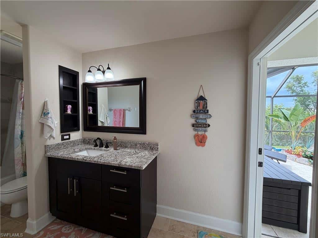 921 5th Ter, Cape Coral, photo 35