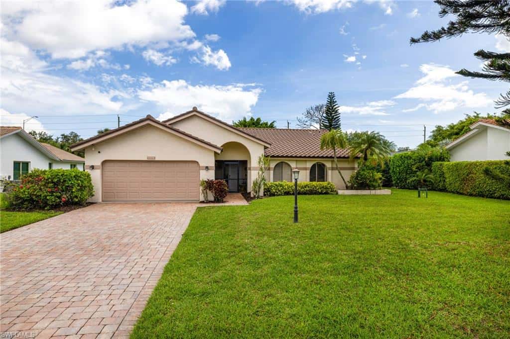 1374 Foxfire Ln, Naples, photo 32