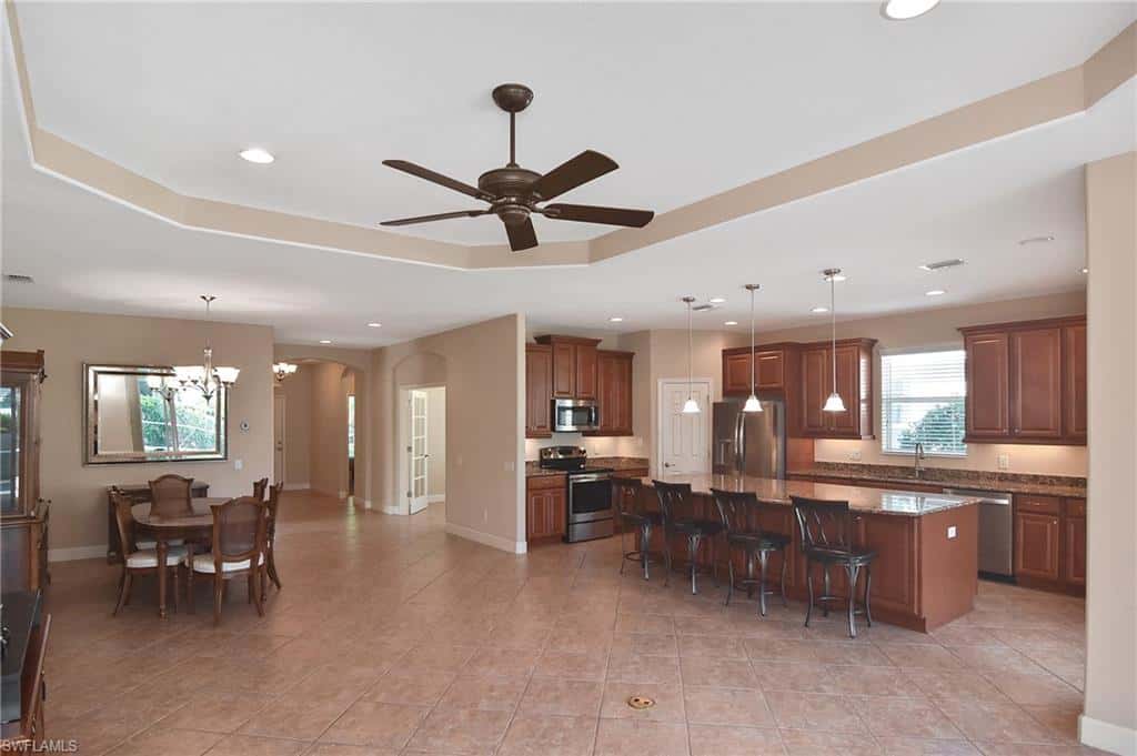 2669 Lambay Ct, Cape Coral, photo 9