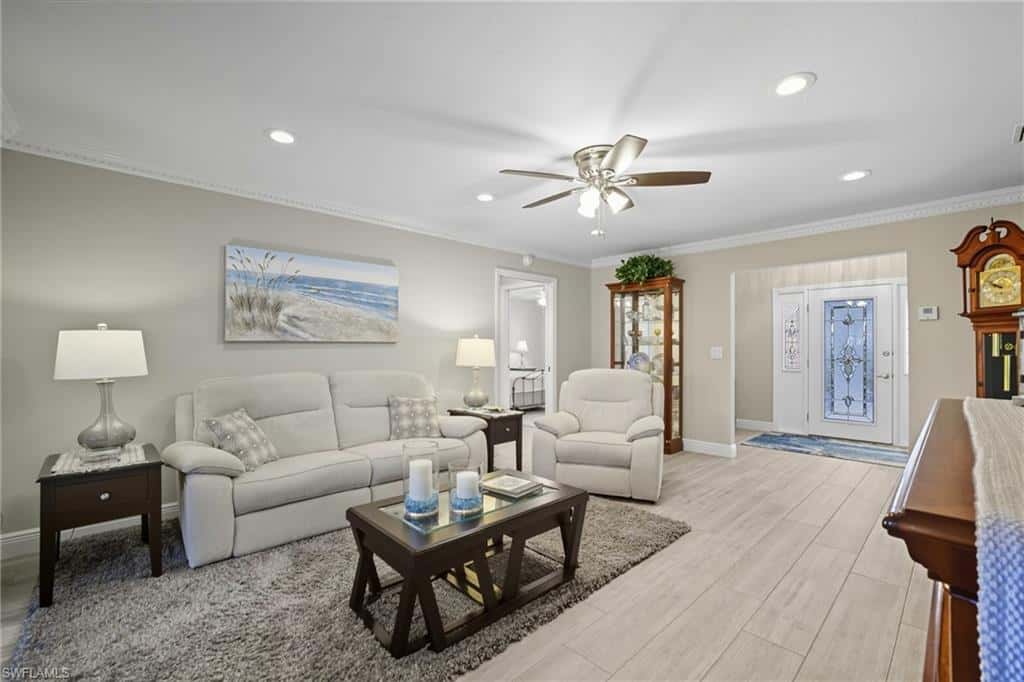 1203 Brandywine Cir, Fort Myers, photo 8