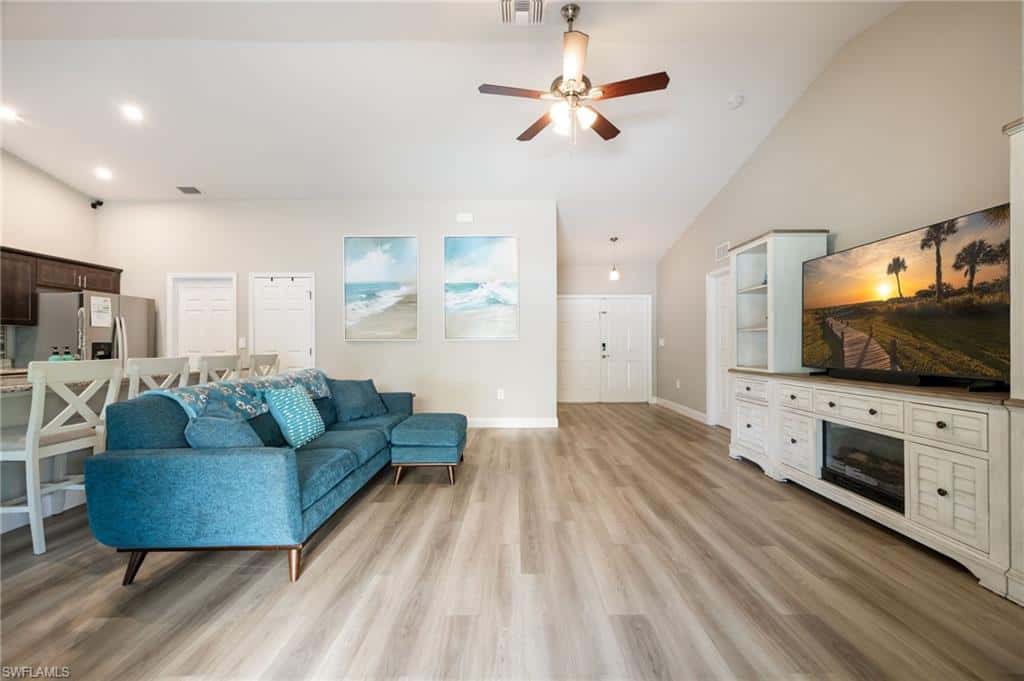 1020 Prospect Ave, Lehigh Acres, photo 9