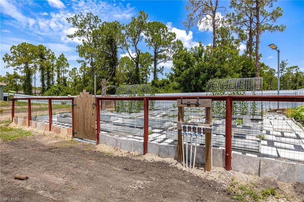 1020 Prospect Ave, Lehigh Acres, photo 33