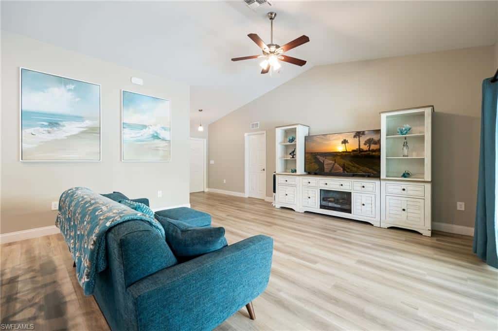 1020 Prospect Ave, Lehigh Acres, photo 8