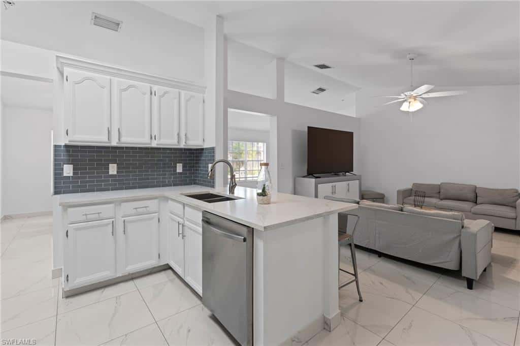 7780 Scarlet Ct, Naples, photo 13
