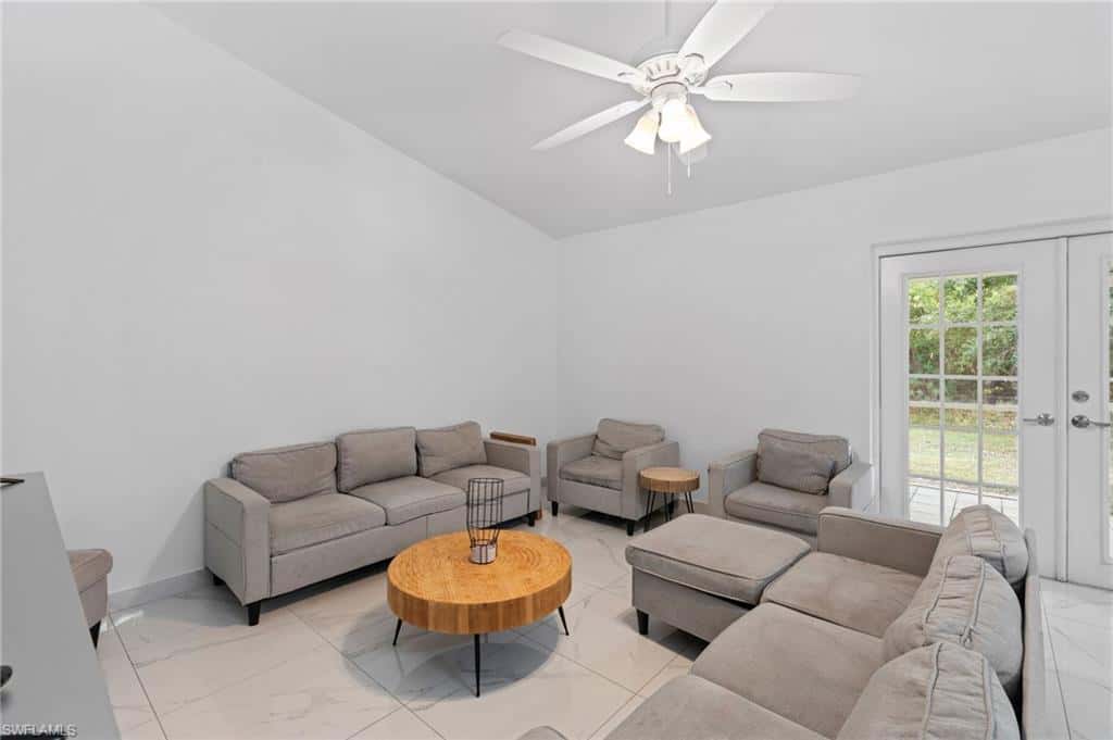 7780 Scarlet Ct, Naples, photo 17