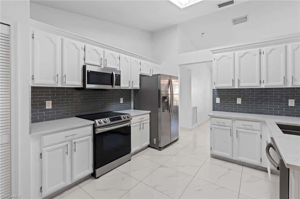 7780 Scarlet Ct, Naples, photo 9