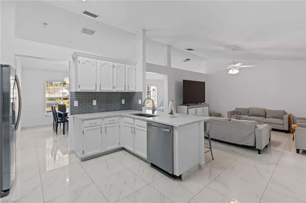 7780 Scarlet Ct, Naples, photo 10