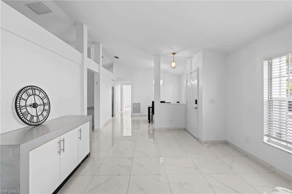 7780 Scarlet Ct, Naples, photo 4