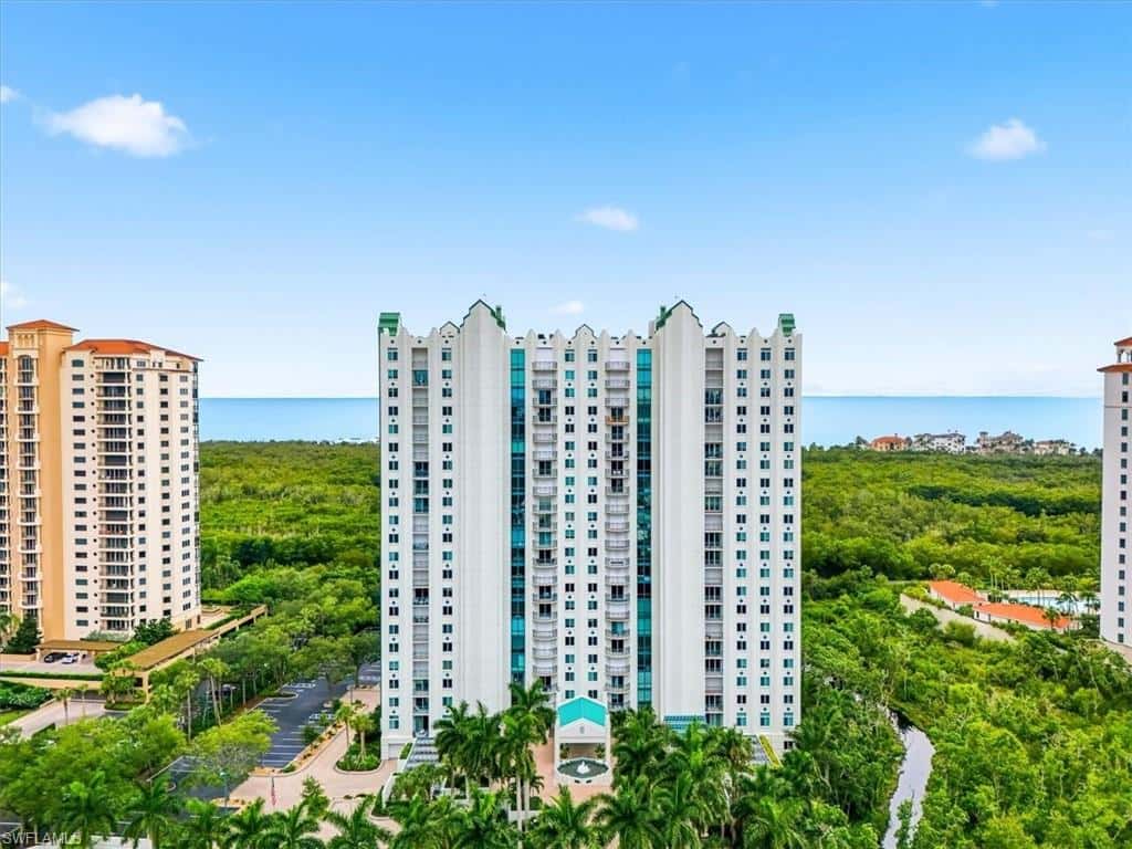 7515 Pelican Bay Blvd #5c, Naples, photo 32