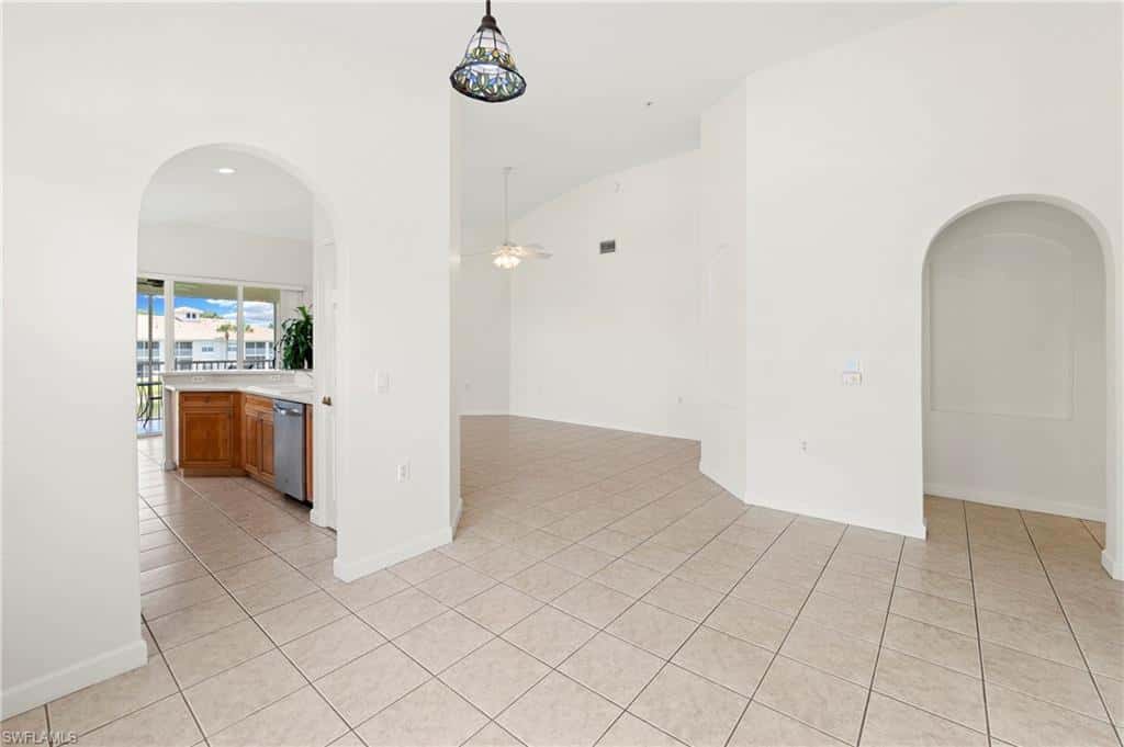 3059 Horizon Ln #1602, Naples, photo 12