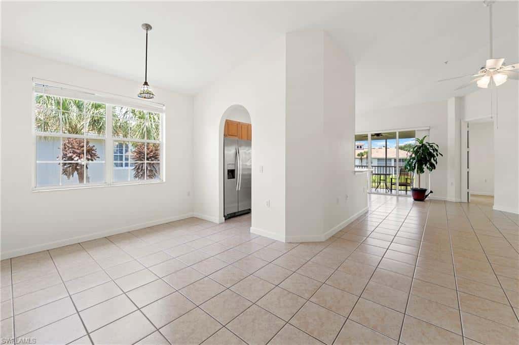 3059 Horizon Ln #1602, Naples, photo 9
