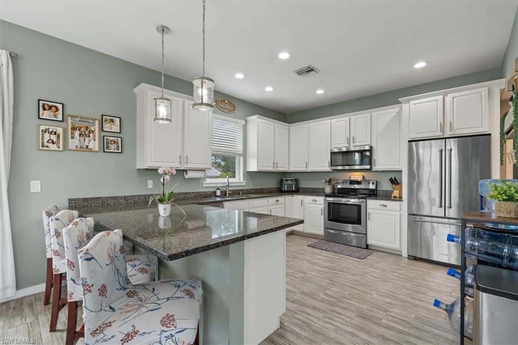 18432 Camellia Rd, Fort Myers, photo 4