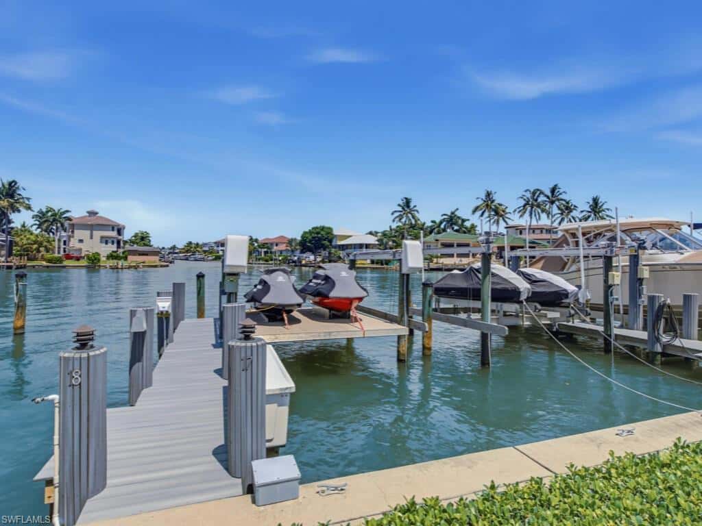 11030 Gulf Shore Dr #503, Naples, photo 13
