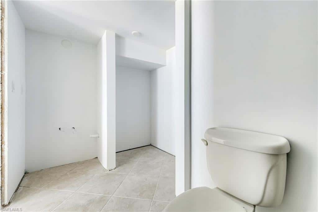 7700 Estero Blvd #402, Fort Myers Beach, photo 27