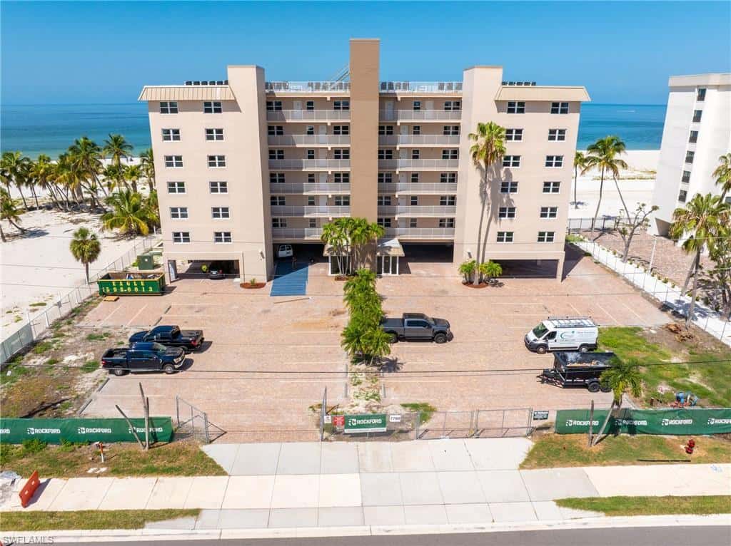 7700 Estero Blvd #402, Fort Myers Beach, photo 4