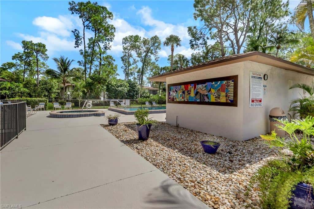 1833 Courtyard Way #106, Naples, photo 32