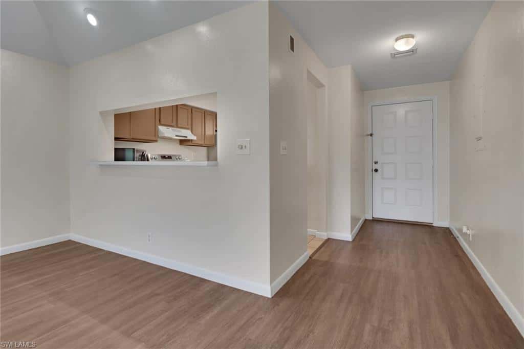 1833 Courtyard Way #106, Naples, photo 5